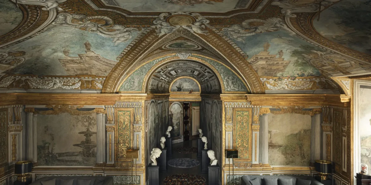 Hall du Palazzo Shedir